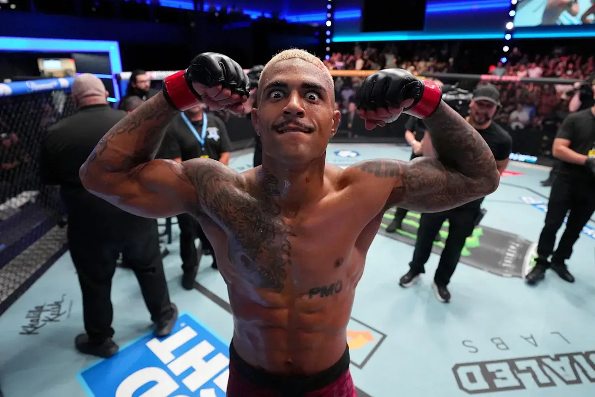 From UFC Security Guard to UFC Fighter: Sal Everett Earns Contract With First-Round Knockout - Sal Everett UFC News News