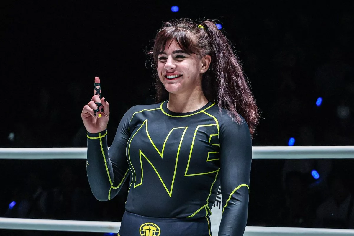 Helena Crevar Makes Statement in ONE Championship Debut with Lightning-Fast Submission Victory - Helena Crevar ONE Champio...